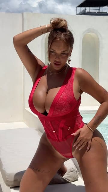 Instagram post by @alannablisss