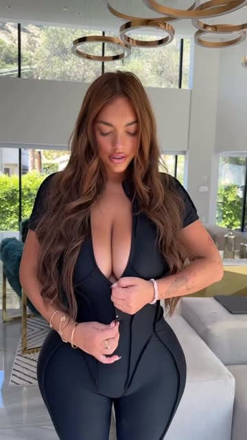 Instagram post by @alannaclubx