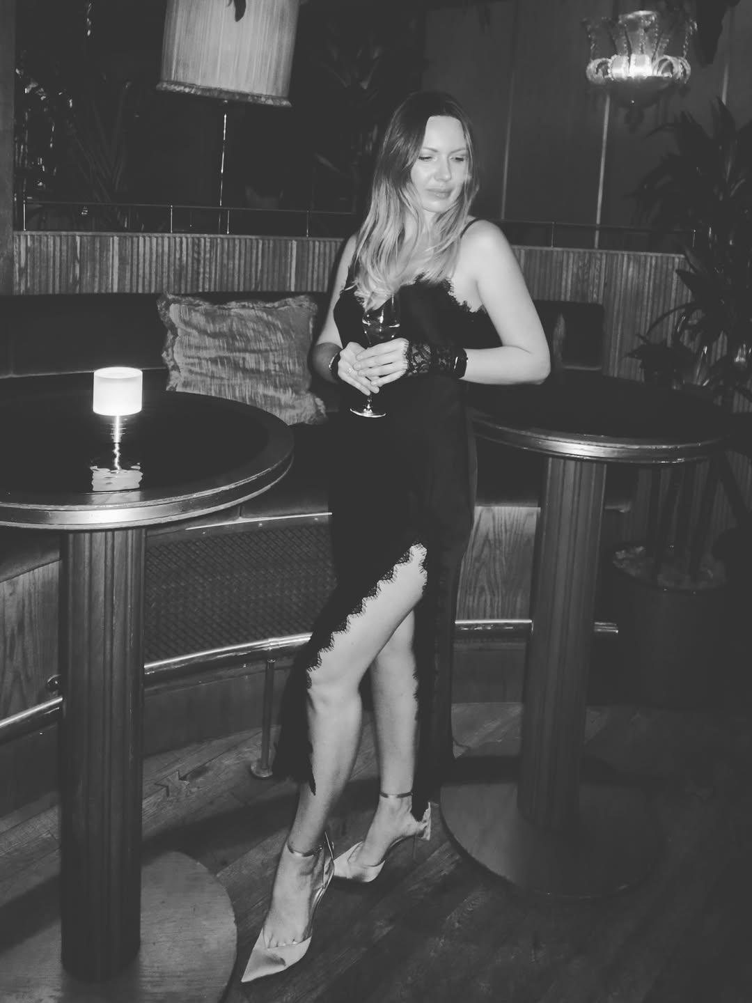 Instagram post by @alenahnatenko