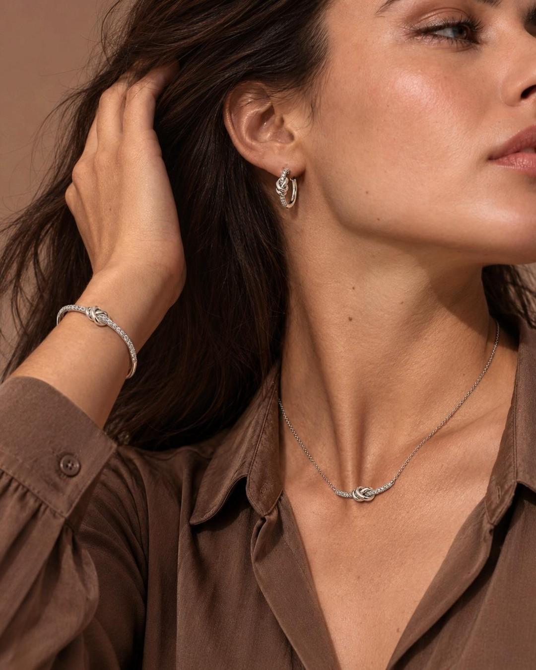 Instagram post by @amencollection