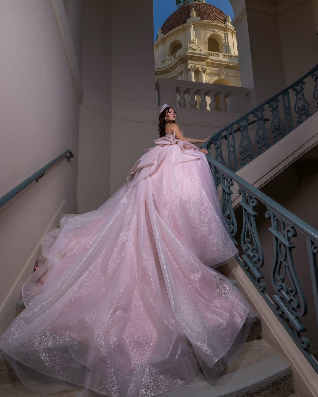 Instagram post by @anitasbridal