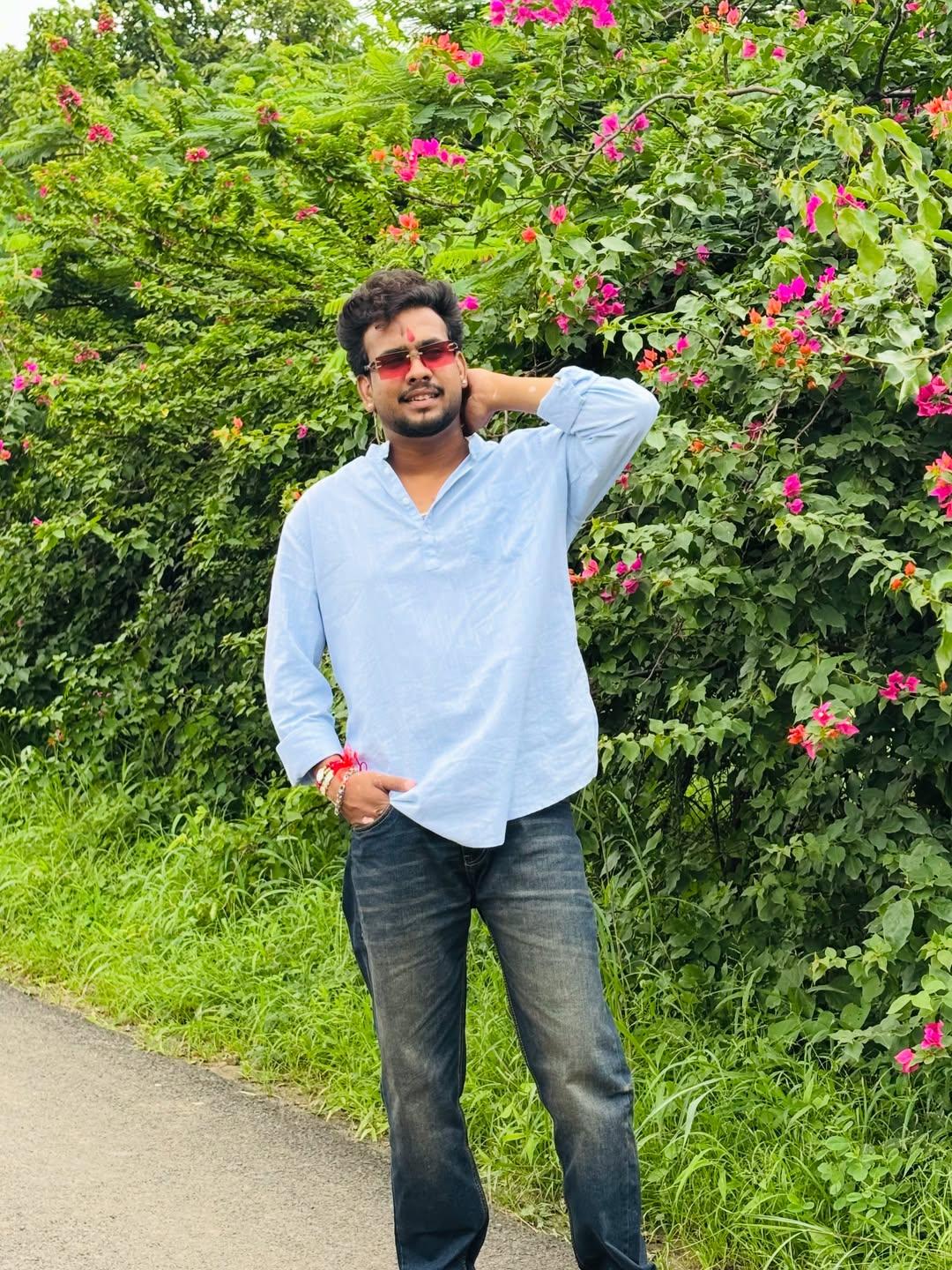 Instagram post by @ayushmehra_02