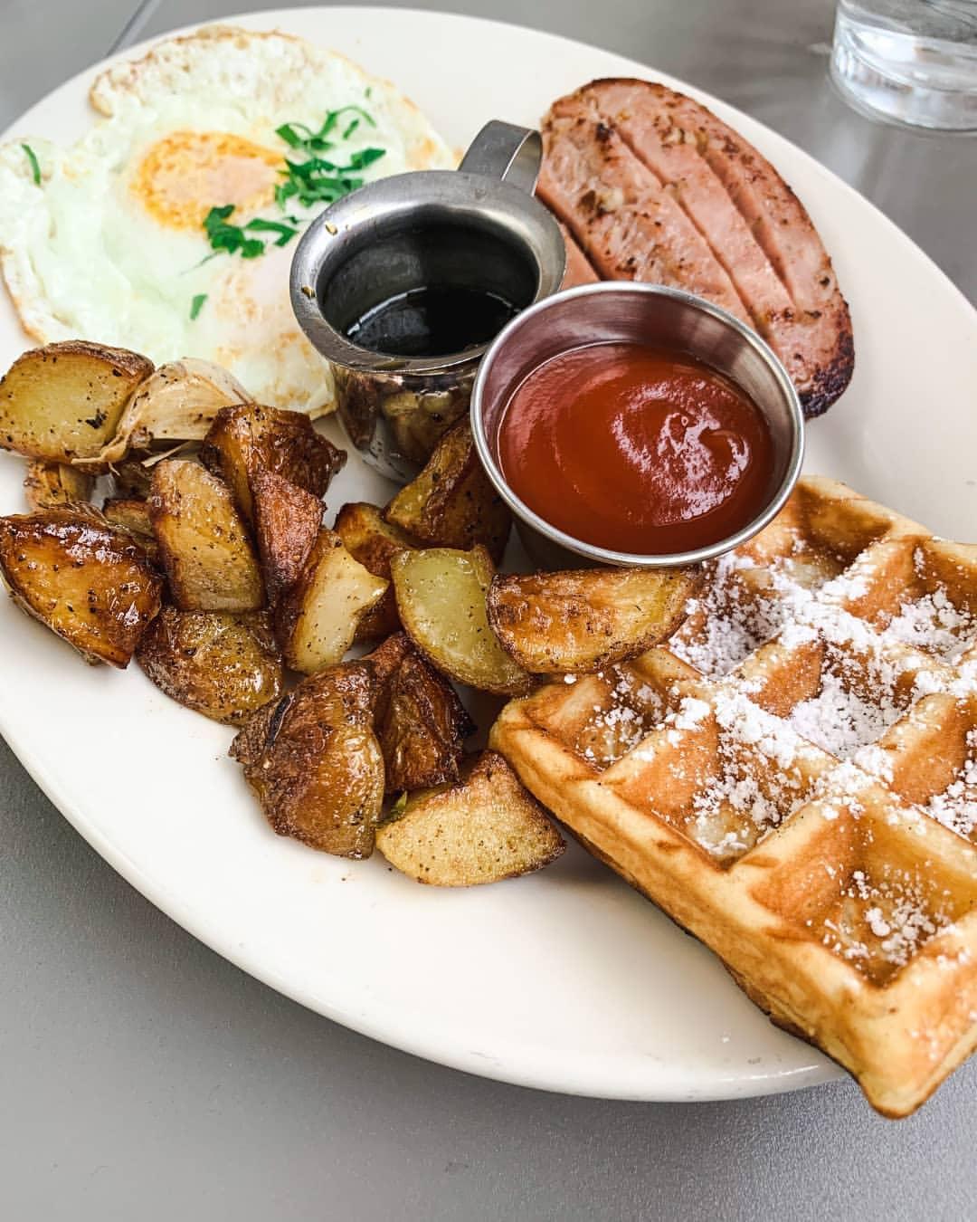 Instagram post by @bestfoodsf