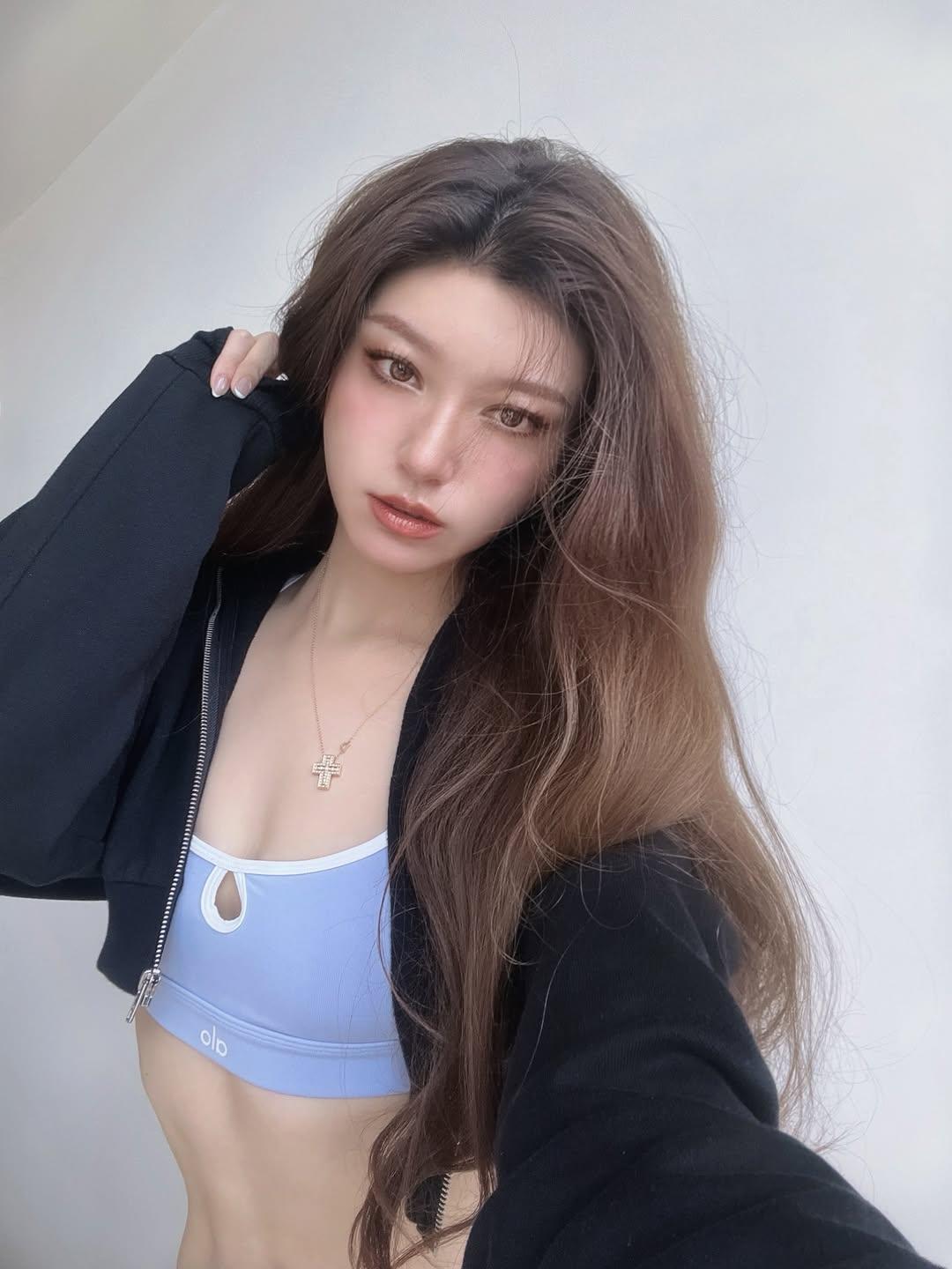 Instagram post by @ccpyxxcc