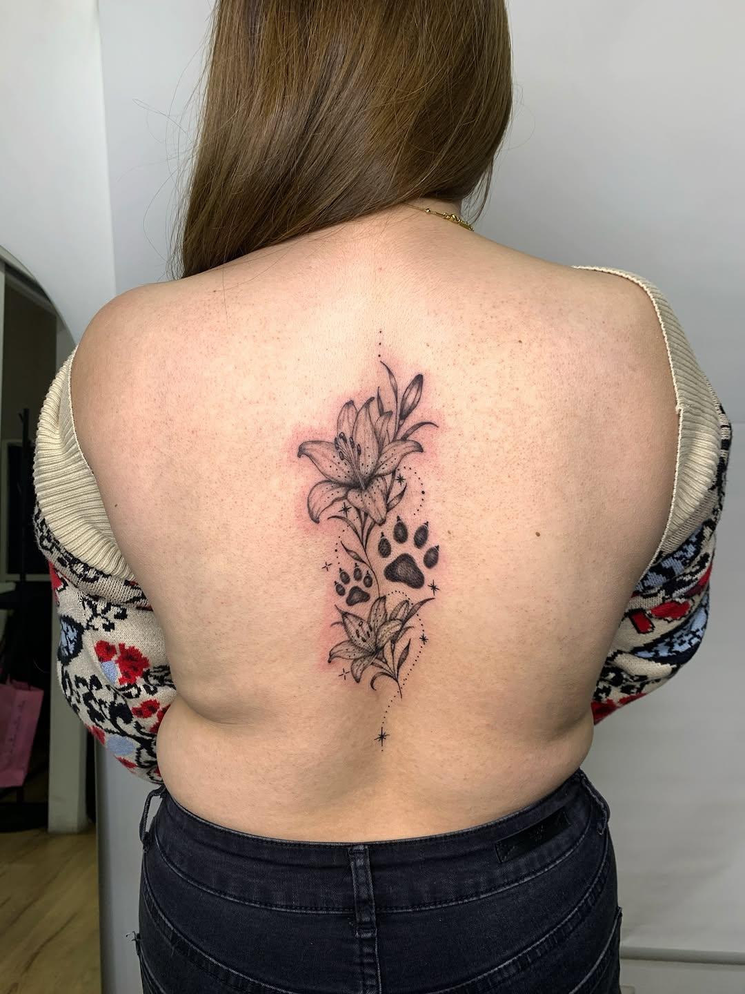 Instagram post by @cotetattoos