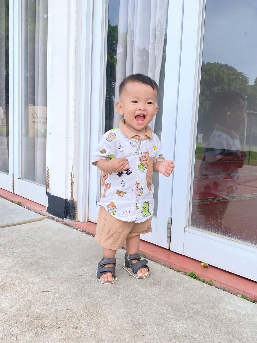 Instagram post by @deva_dahlia