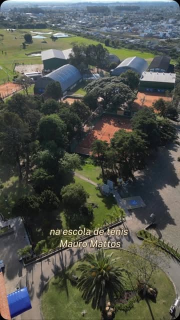 Instagram post by @escoladetenismauromattos