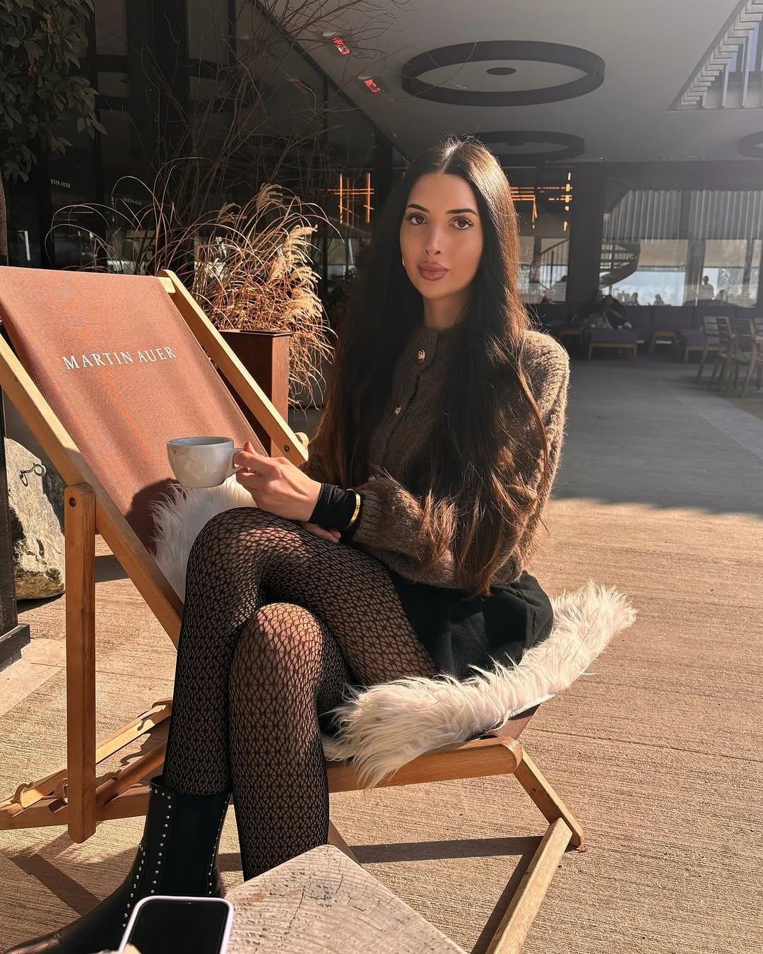 Instagram post by @feliciaaureax