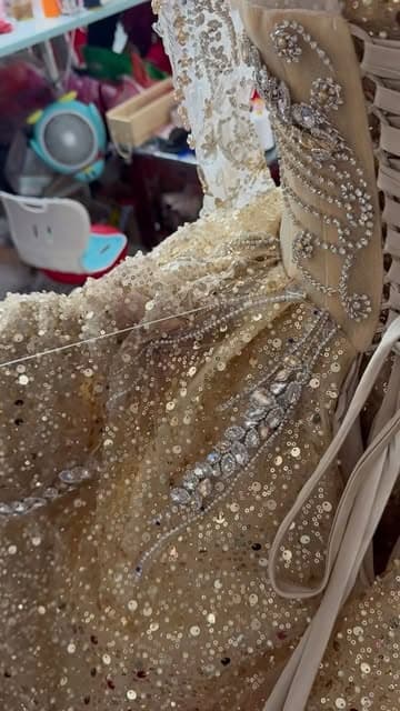 Instagram post by @is_wedding_dress_factory