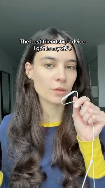 Instagram post by @itsalexaarose