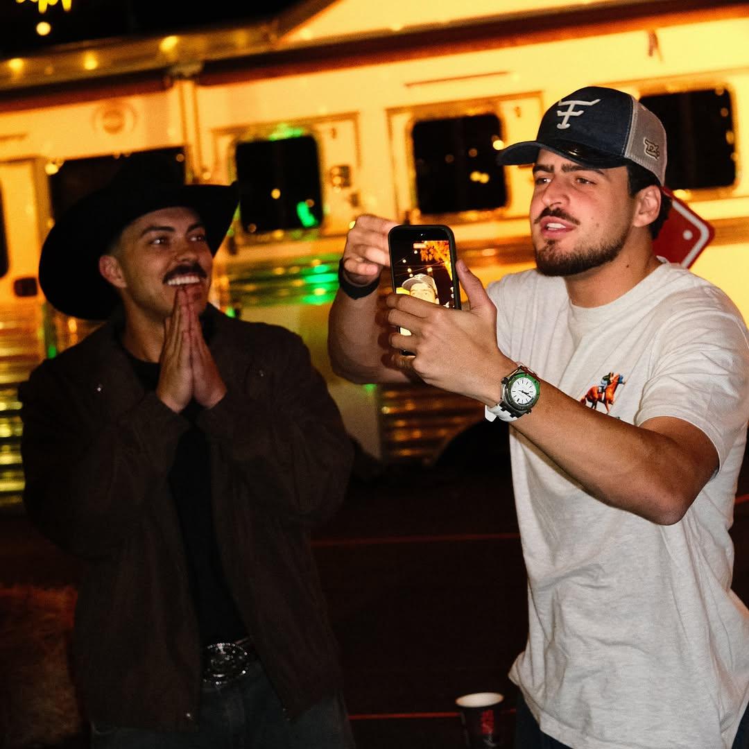 Instagram post by @jonvlogs