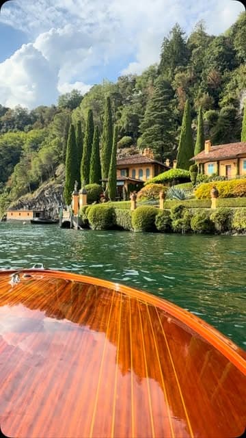 Instagram post by @lakecomo_boat