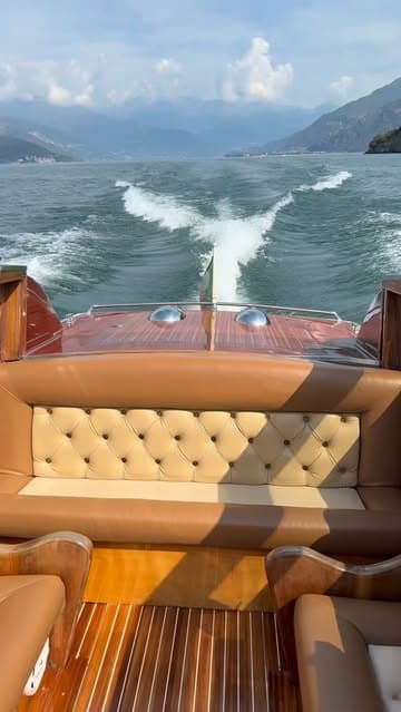 Instagram post by @lakecomo_boat