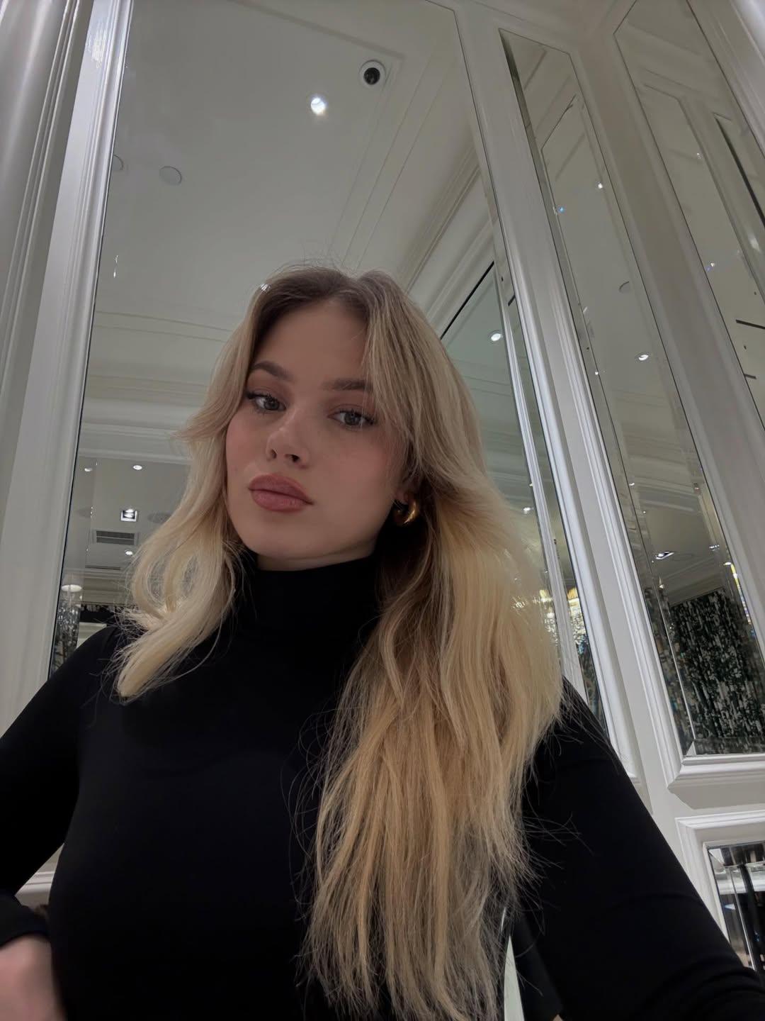 Instagram post by @lillikotro