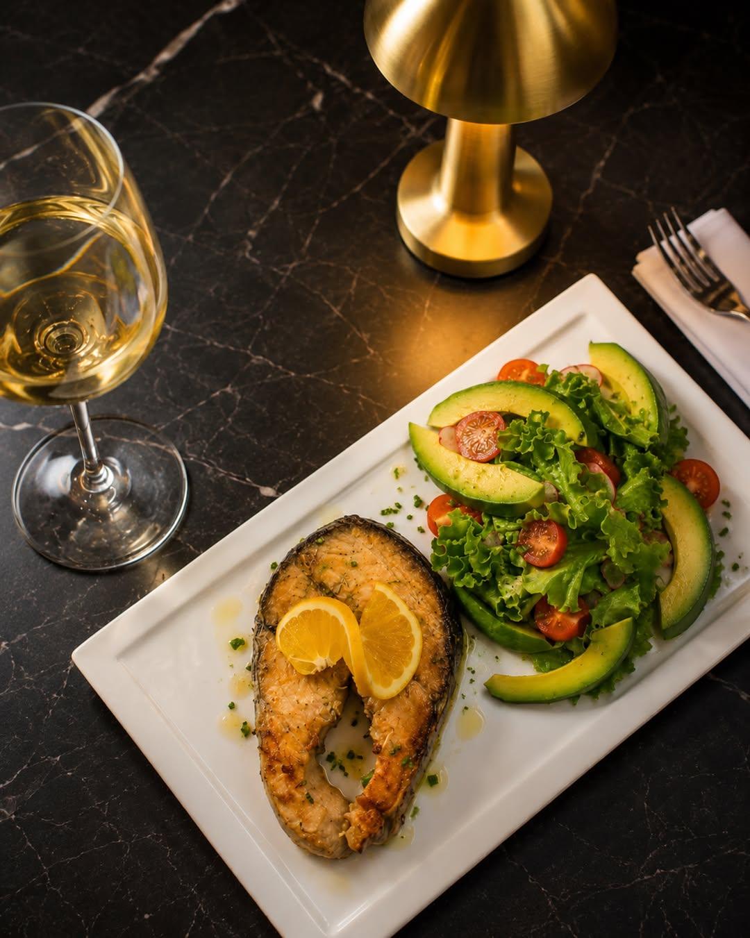 Instagram post by @lines.restaurante.grill