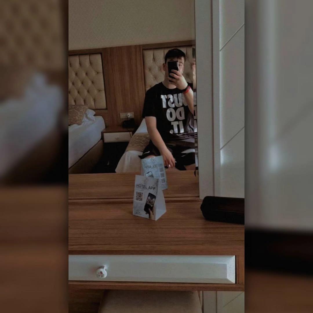 Instagram post by @linszymus