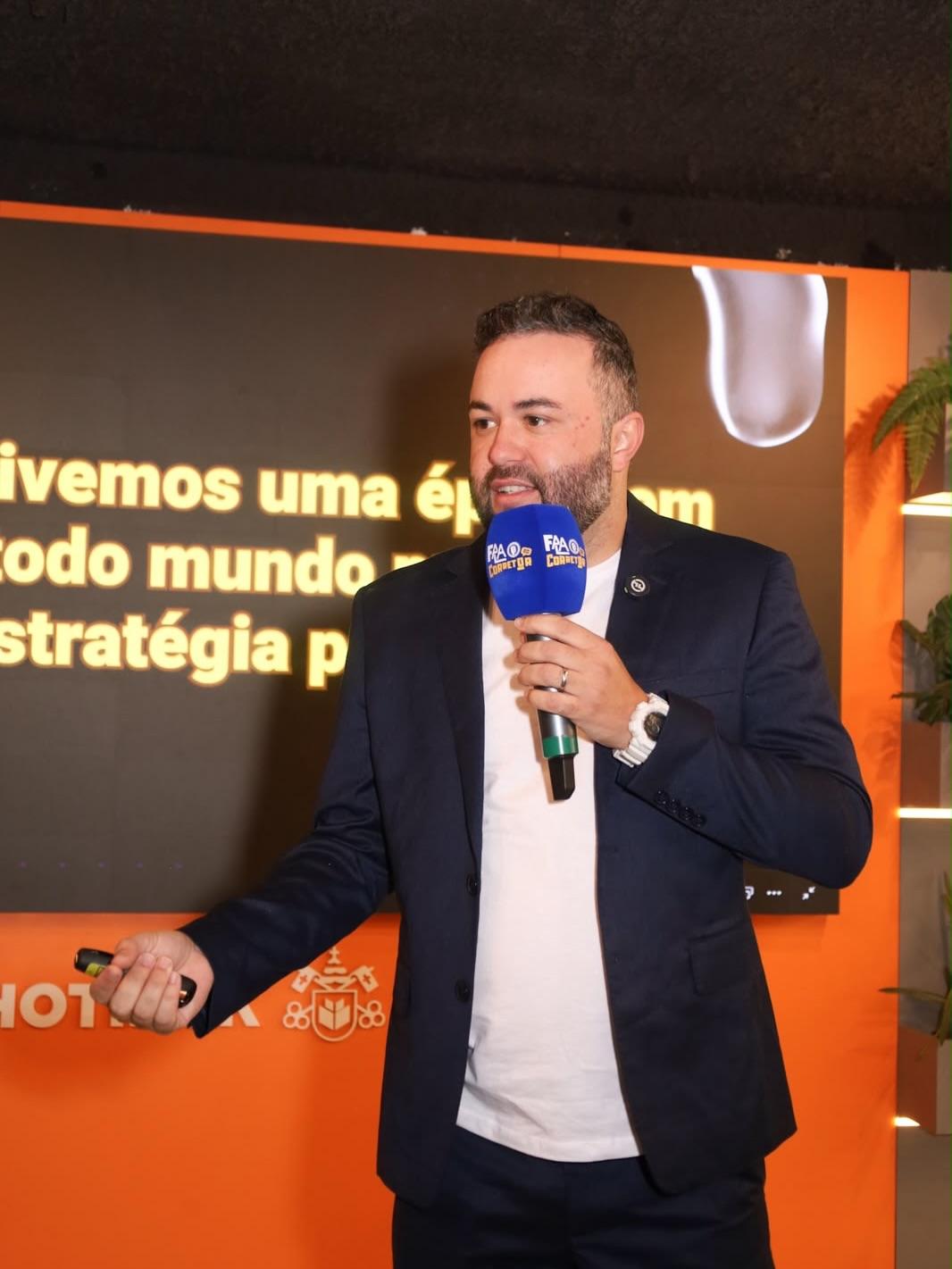 Instagram post by @lucaslima_falacorretor