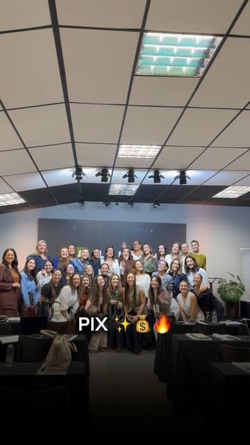 Instagram post by @mariaeduardasv