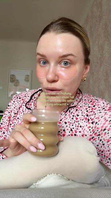 Instagram post by @mariaprudovski