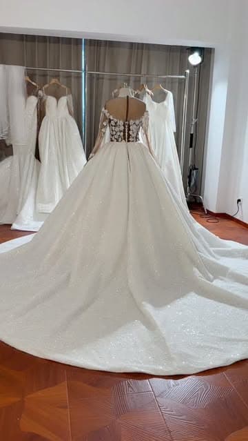 Instagram post by @marnhambridal