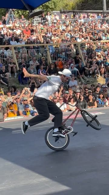 Instagram post by @matthiasdandois
