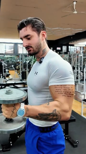 Instagram post by @maxdecetfitness