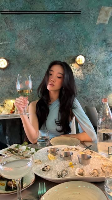 Instagram post by @natalikim
