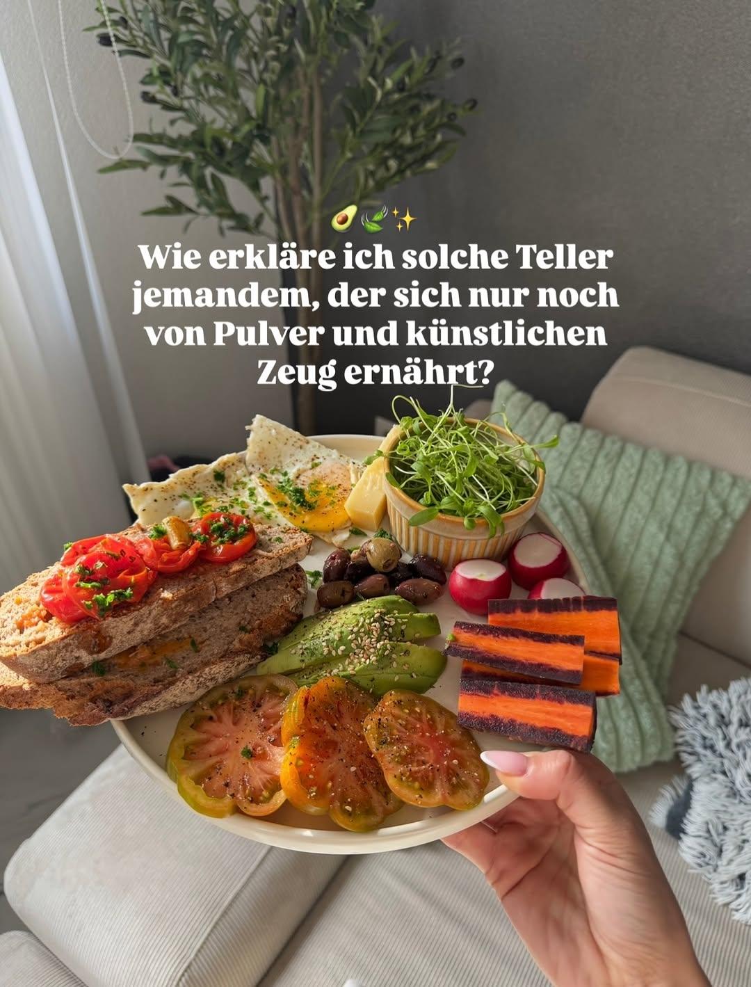 Instagram post by @nikis_healthyspace