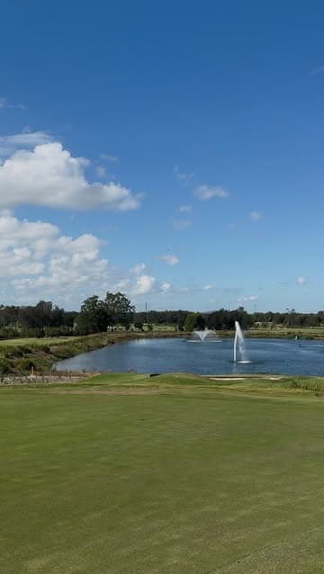 Instagram post by @nudgeegolfclub