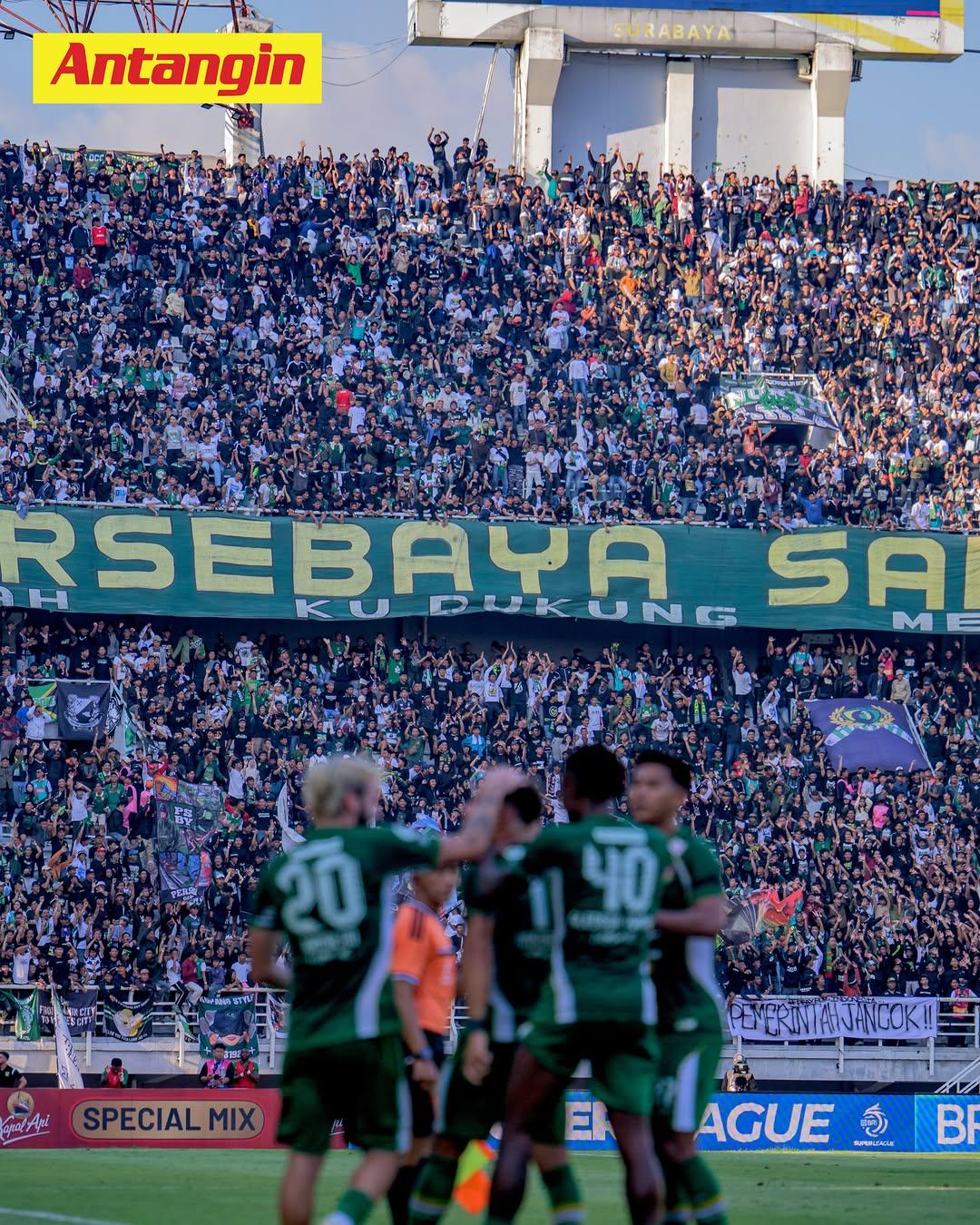 Instagram post by @officialpersebaya