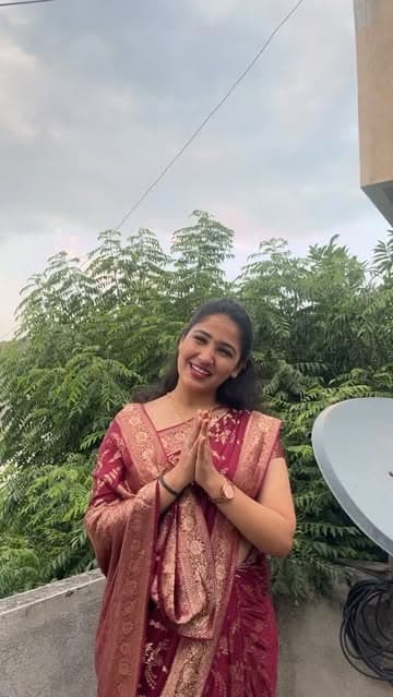 Instagram post by @payal_official_1526