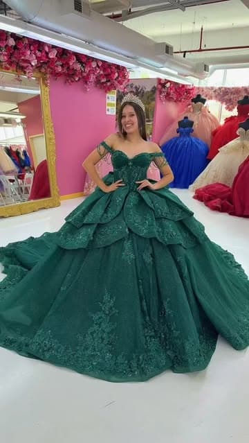 Instagram post by @quincedressesofficial