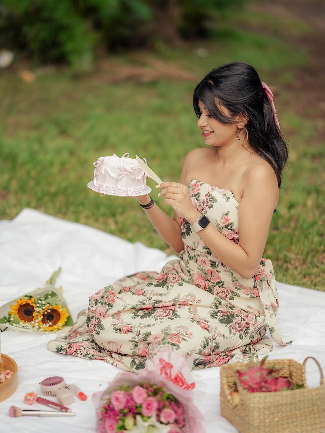 Instagram post by @riya_rathod12