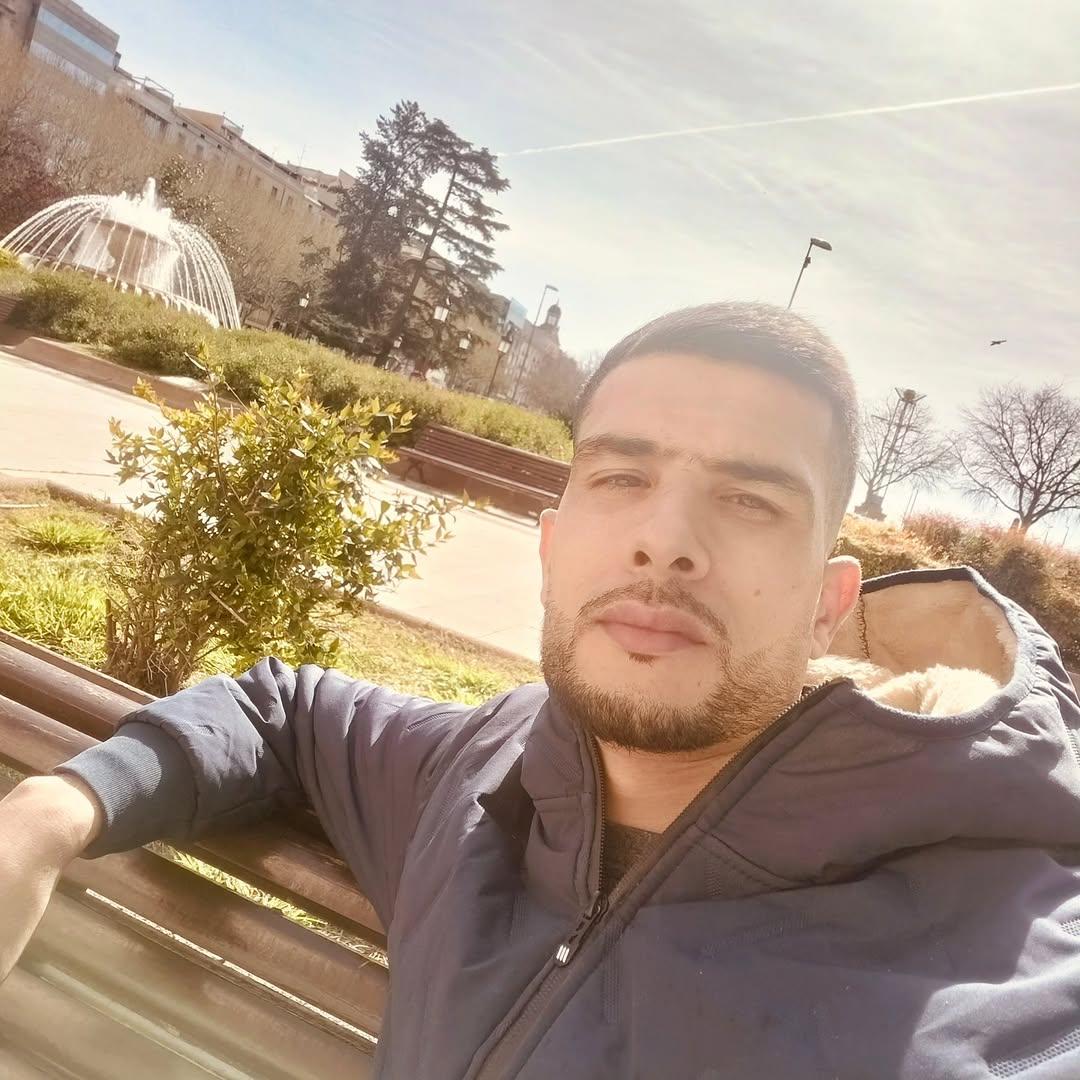 Instagram post by @rochdi_ghanem11