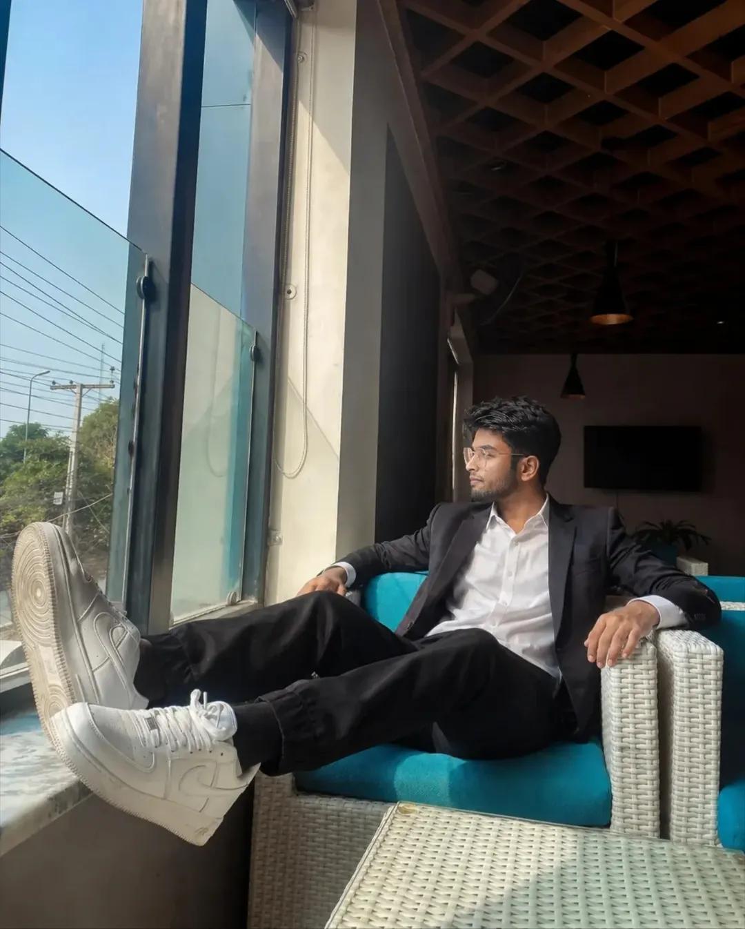 Instagram post by @savage_arun