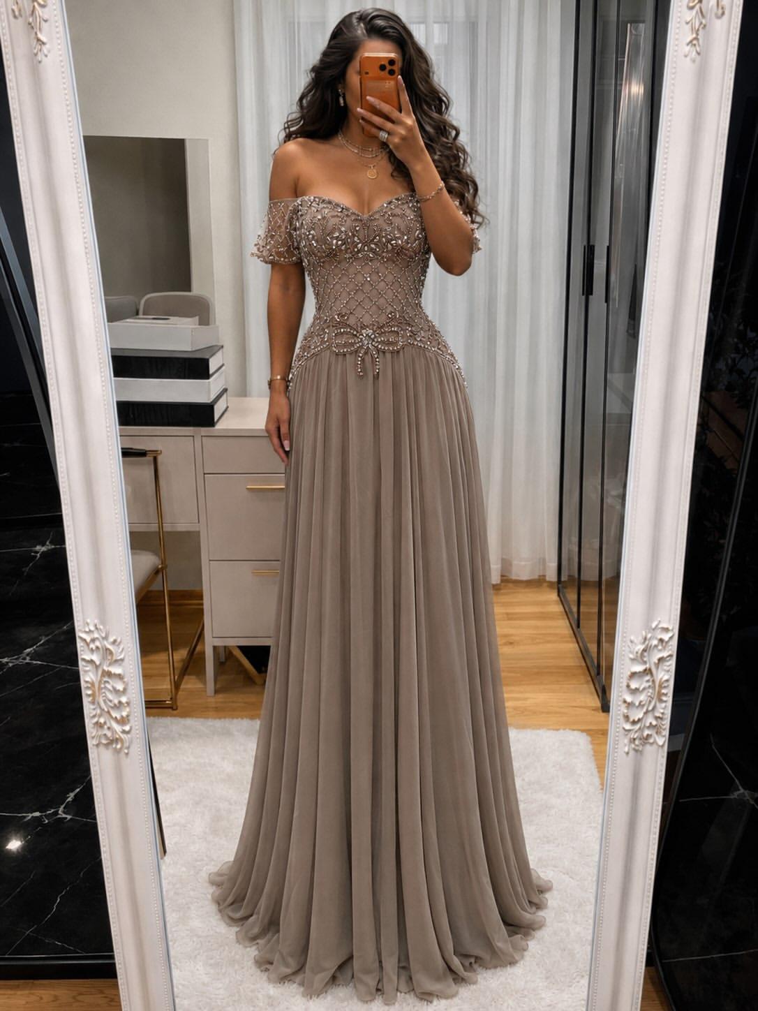 Instagram post by @serenehilldress1