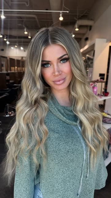 Instagram post by @thejosieleigh