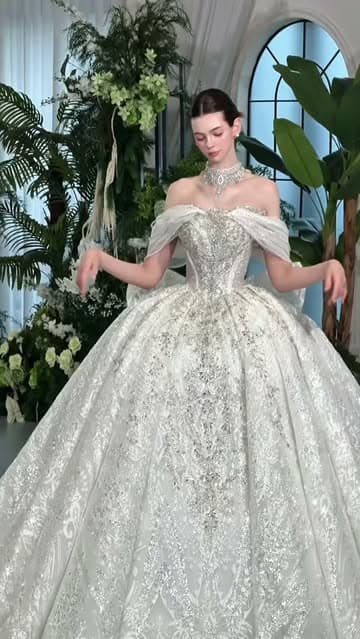 Instagram post by @tpbridal