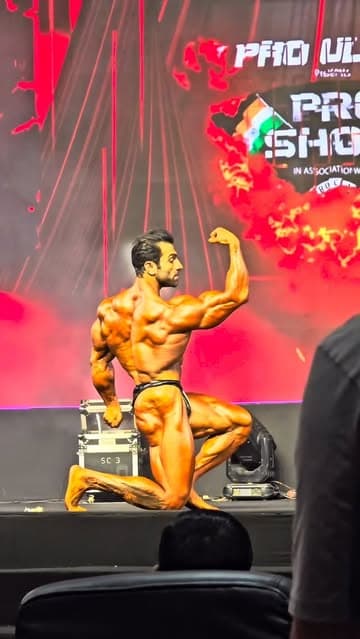 Instagram post by @vahidbadpei_ifbbpro