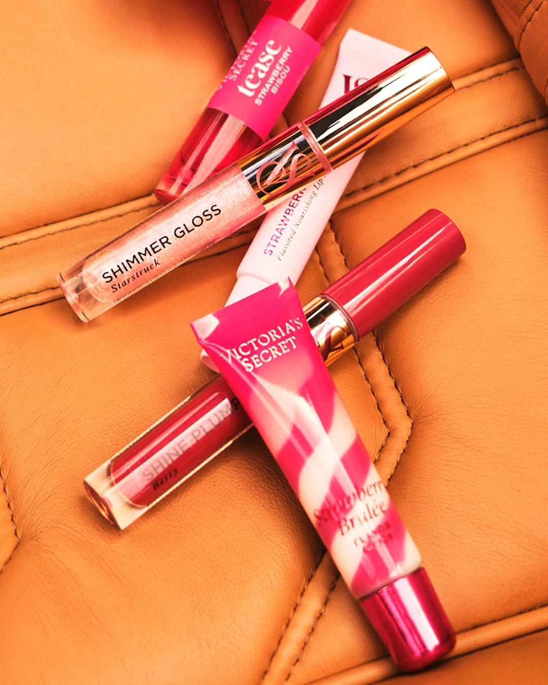 Instagram post by @victoriassecret