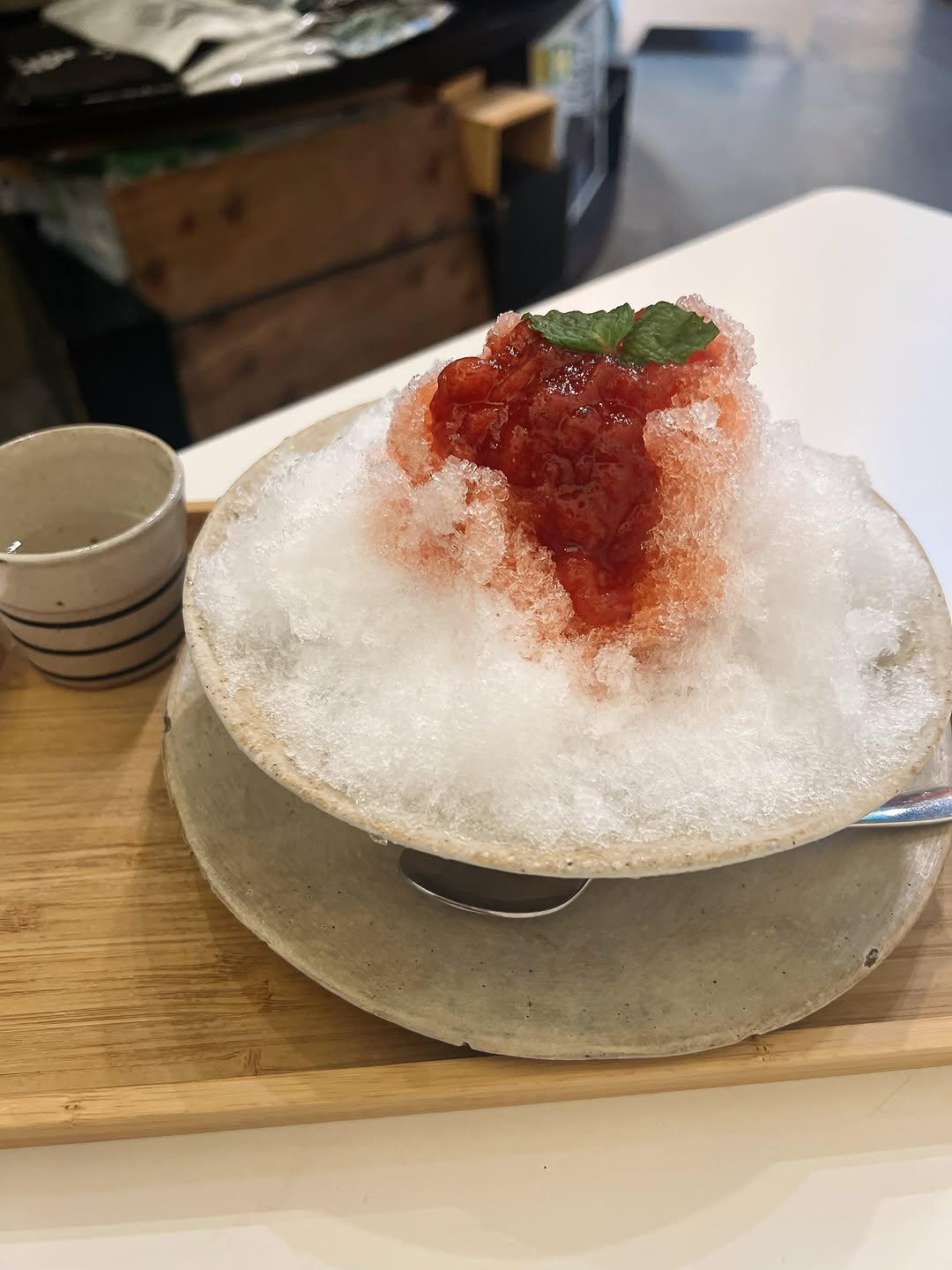 Instagram post by @yajimeshi