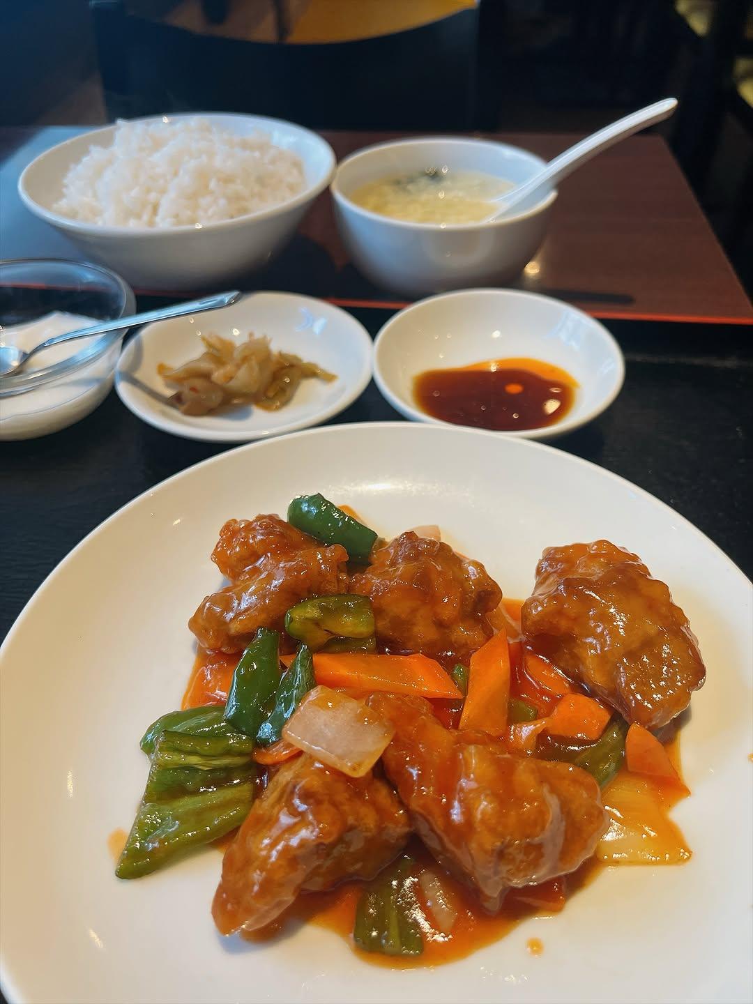 Instagram post by @yajimeshi