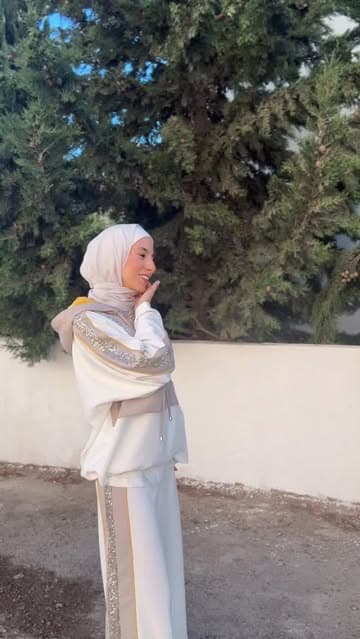 Instagram post by @yaz_officiall