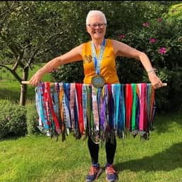 christinehobson60