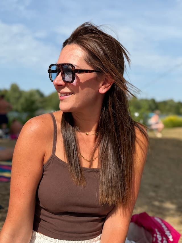 @about.kary's Instagram post posted on date 8/10/2026 which generated 3 likes and 10 comments