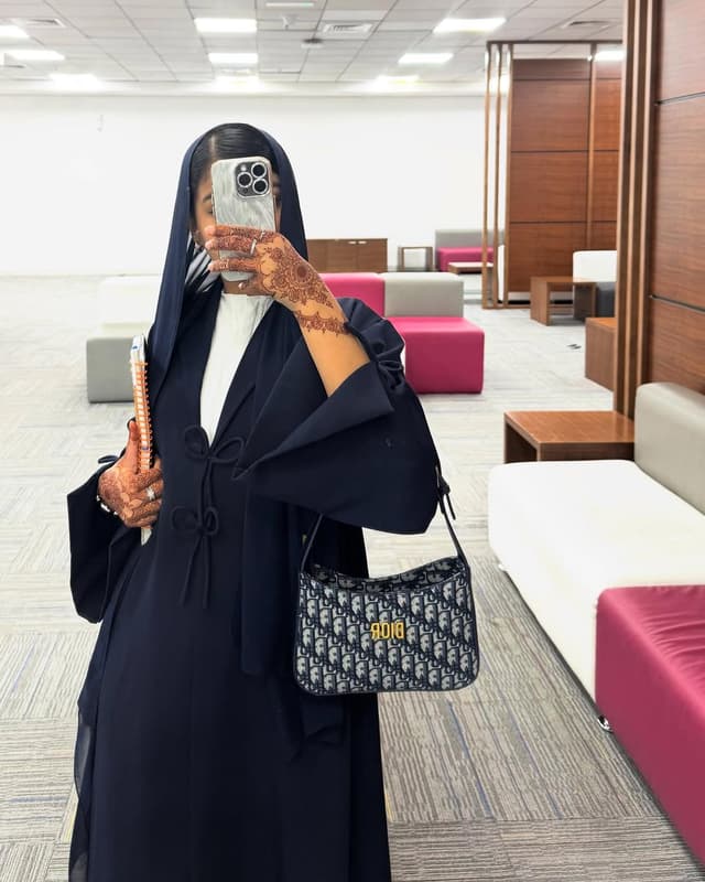 @aixha7's Instagram post posted on date 4/10/2025 which generated 128 likes and 9 comments