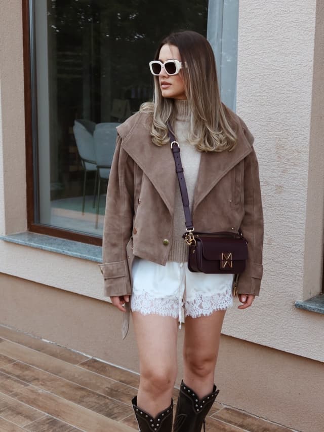 @aleksandrashijakoska's Instagram post posted on date 10/19/2026 which generated 2124 likes and 10 comments