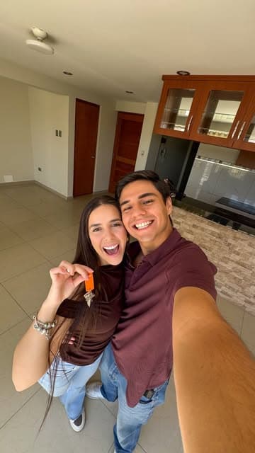 @anaclaradallier's Instagram post posted on date 10/3/2026 which generated 32249 likes and 144 comments