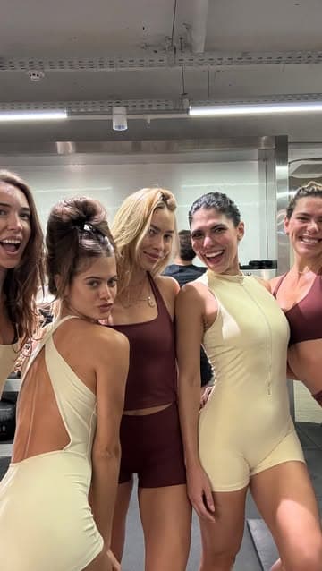 @aryanaluiza's Instagram post posted on date 10/2/2026 which generated 3 likes and 10 comments