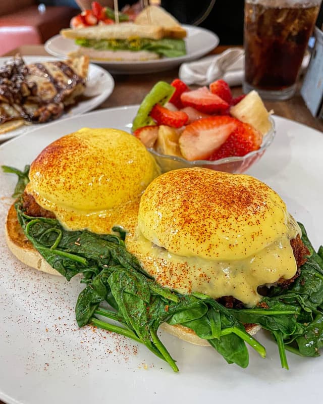 @bestfoodsf's Instagram post posted on date 1/31/2022 which generated 271 likes and 2 comments